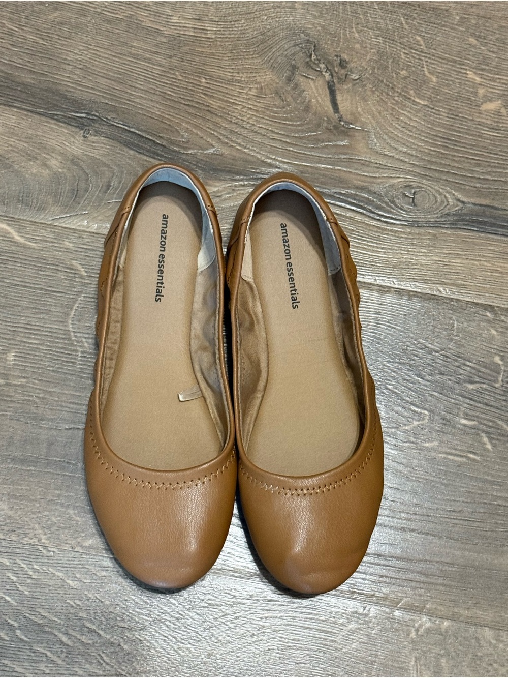 Amazon Essentials Women's Brown Slip-On Ballet Flats